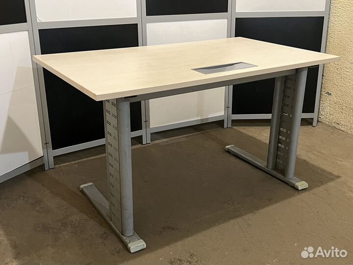 Стол металлокаркас 140Х80, бу