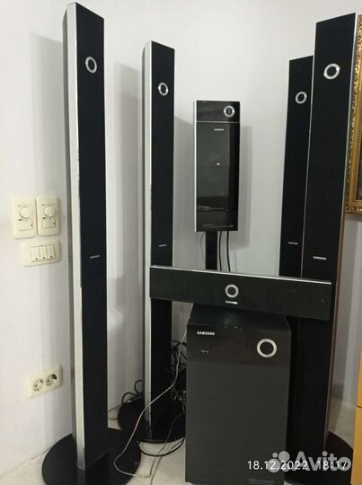 Тонкий цифровой домашн кинотеатр Samsung HT-P1200R