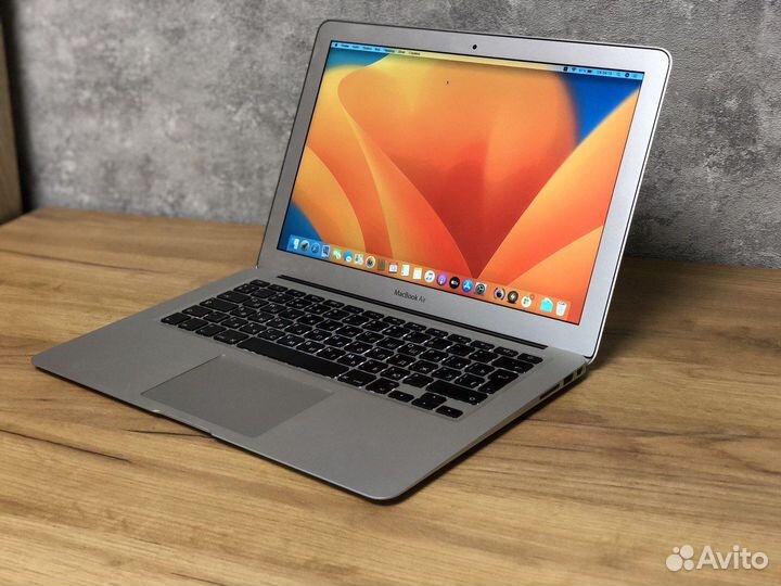 Почти как новый Apple MacBook Air 13 Core i5