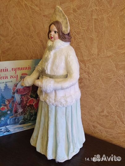 Снегурочка под елку высокая 42см, из ваты