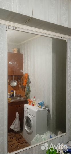 Зеркало без рамы