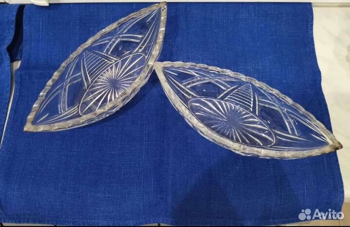 Хрустальные лодочки и розетка