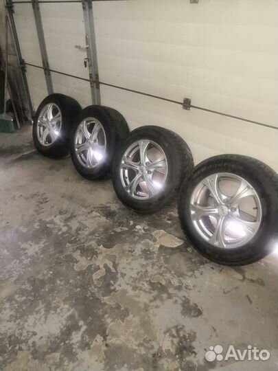 Bfgoodrich Winter T/A KSI 215/60 R16 95T