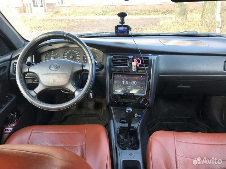 Toyota Carina E, 1996