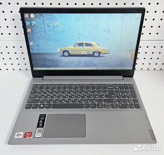 Ноутбук 15.6