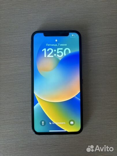 iPhone X, 256 ГБ