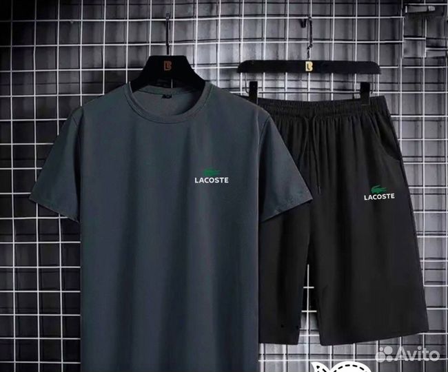 Летний спортивный костюм с шортами Lacoste