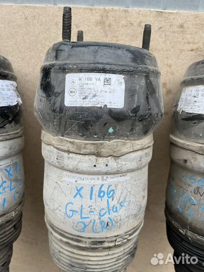 Пневмостойка передняя правая на Mercedes ML GL