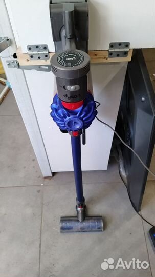 Пылесос dyson v7