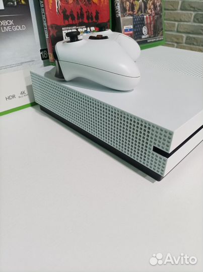 Xbox One s 1tb с играми