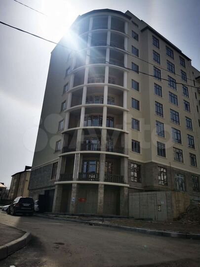 2-к. квартира, 107 м², 8/10 эт.