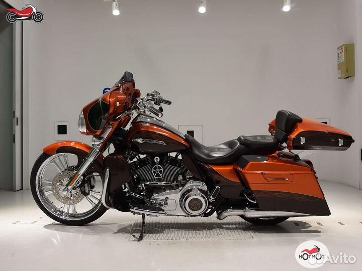 Harley-Davidson CVO Street Glide 2012г