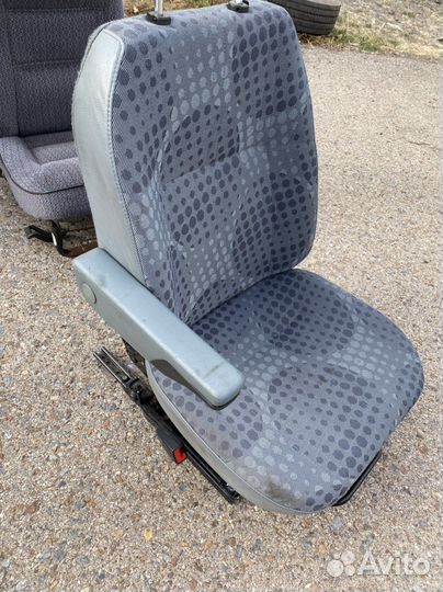 Водительское сиденье Ford Transit 2013
