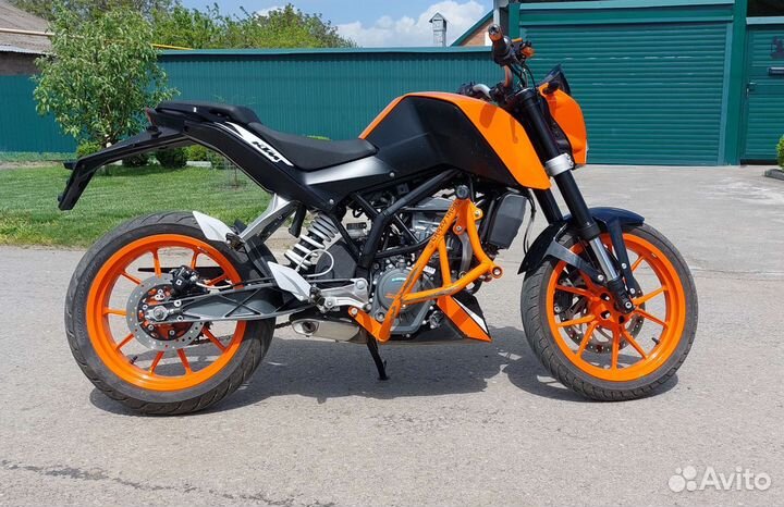 KTM Duke 200