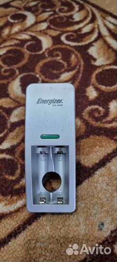 Зарядное устройство Energizer