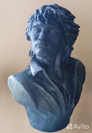 Бюст. Виктор Цой