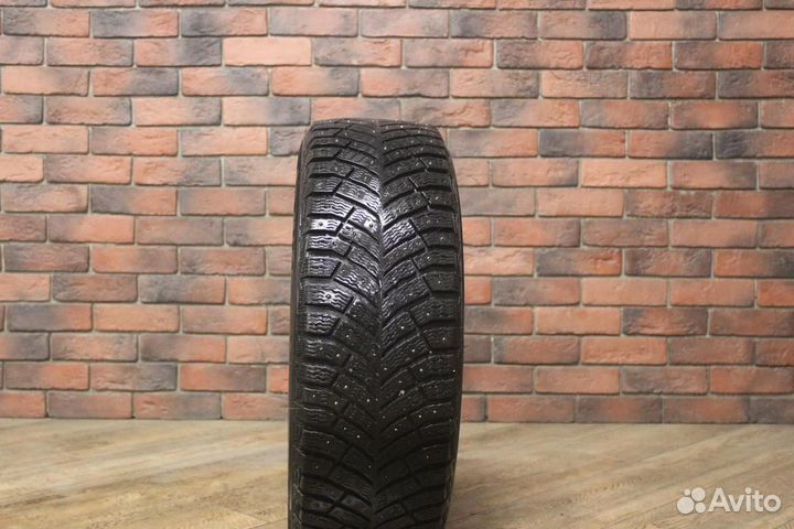 Michelin X-Ice North 4 205/65 R16