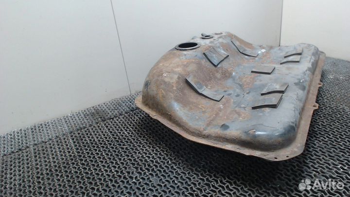 Бак топливный Hyundai Sonata 5, 2005