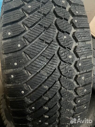 Gislaved Nord Frost 200 255/55 R19 111T