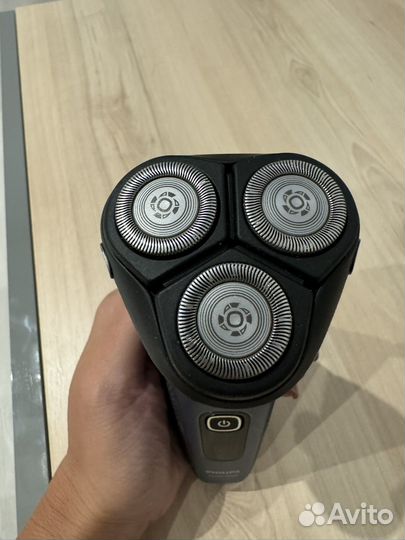 Бритва электрическая philips новая