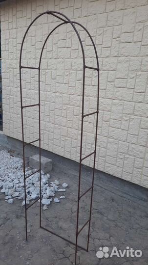 Арка садовая металлическая