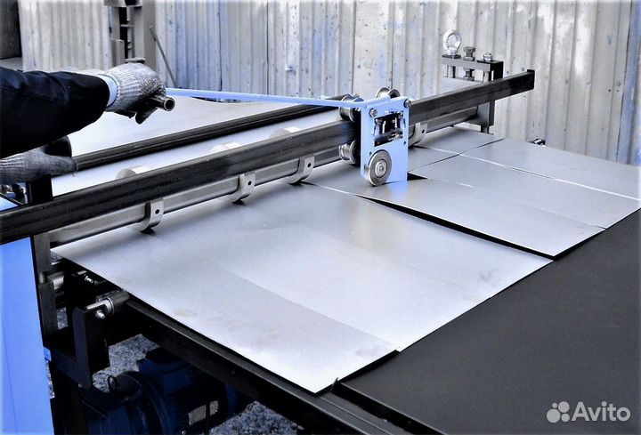 Линия продольно поперечной резки металла. Новая