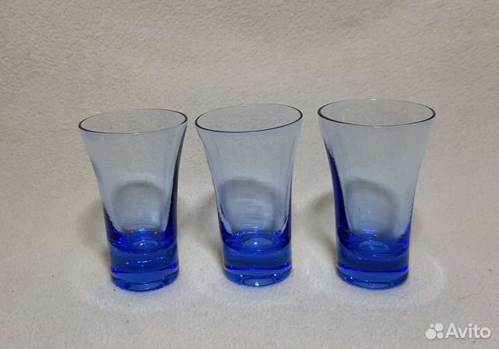 Графин с рюмками, синее стекло. СССР