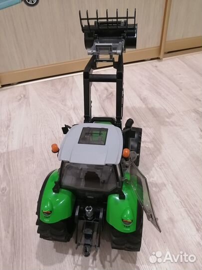 Трактор Bruder Deutz Agroton