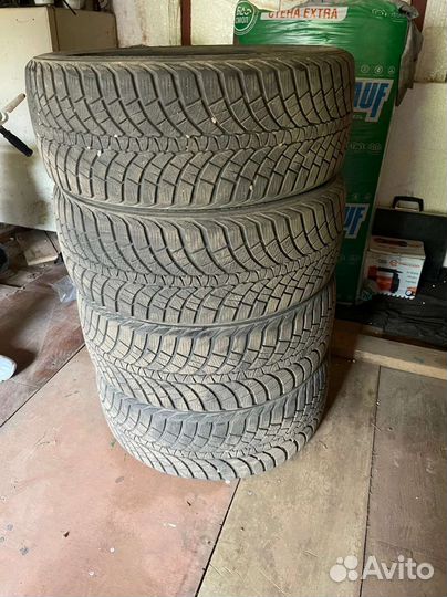 Kumho WinterCraft Ice WI31 235/45 R18