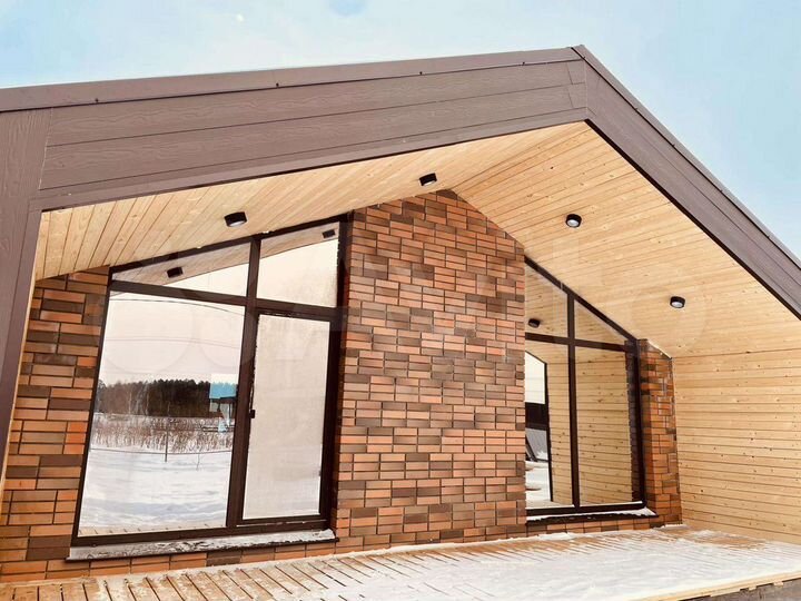 Дом 86 м² на участке 5 сот.