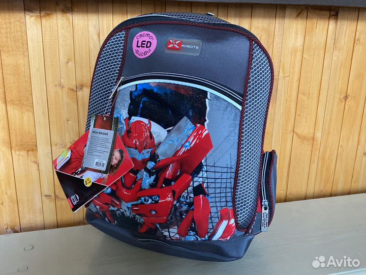 Рюкзак с ортопедической спинкой школьный