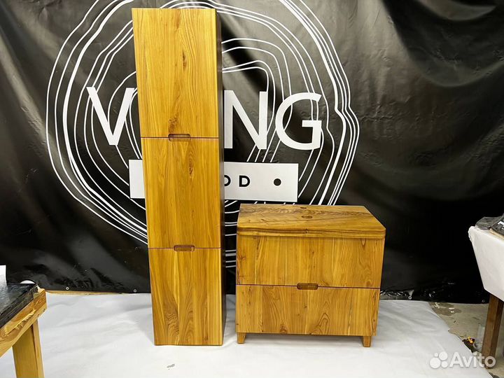 Шкаф пенал из массива