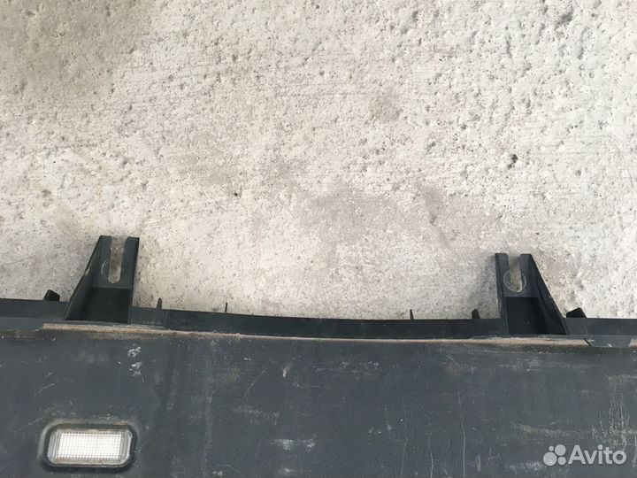 Обшивка багажника задняя Audi A4 B6(4146)