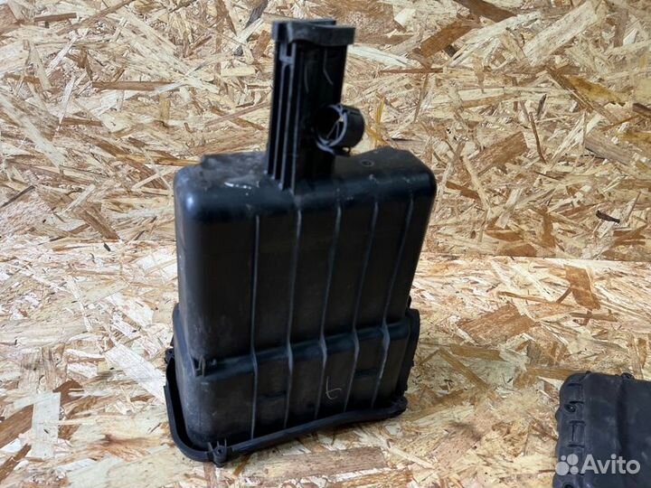 Корпус блока предохранителей Bmw X3 F25 N57D30A