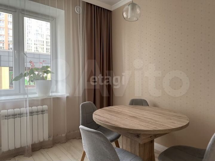 3-к. квартира, 72 м², 2/10 эт.