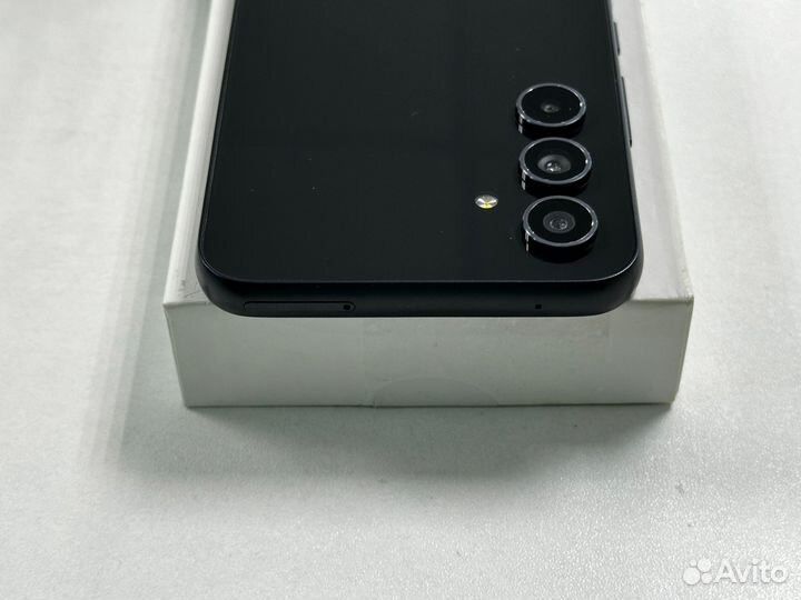 Samsung Galaxy A54, 8/256 ГБ
