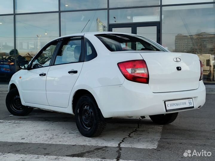 LADA Granta 1.6 МТ, 2017, 146 883 км