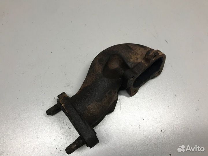 Патрубок наддува турбины Kia Sportage II 2.0 2006