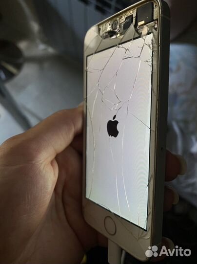 Продаю iPhone 5s