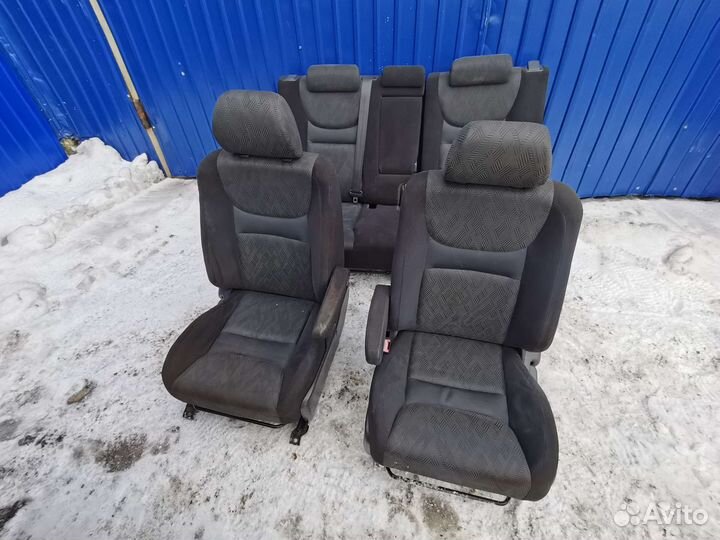 Салон в сборе Toyota Kluger V MCU25 1mzfe