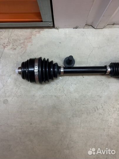 Привод передний левый BMW 5 G30XI