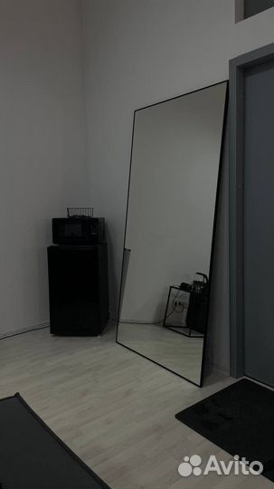 Рабочее место для мастера маникюра/бровиста