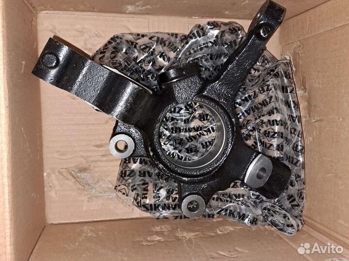 Цапфа кулак поворотный правый LADA vesta