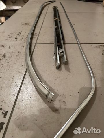 Молдинги е28