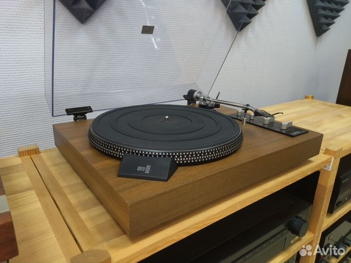 Проигрыватель винила Yamaha YP-511