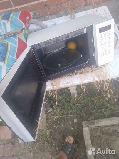 Микроволновая печь Samsung на запчасти