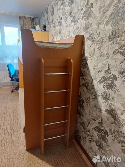 Двухъярусная кровать бу