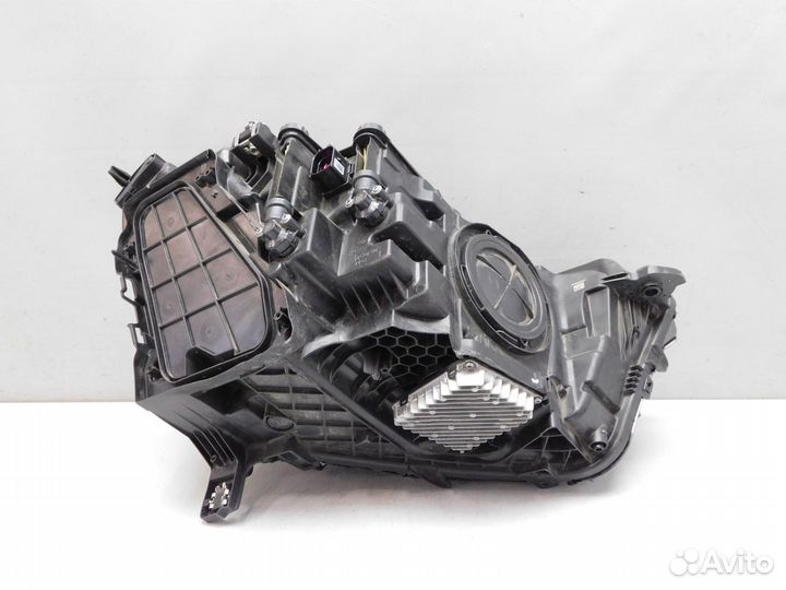 Фара левая Audi Q3/RS Q3