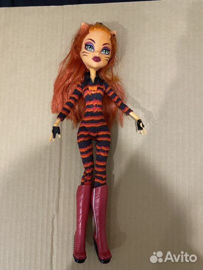 Кукла Монстер Хай Торалей супергерой