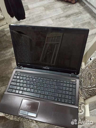 Ноутбук asus
